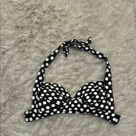 Venus women'ss white and black polka dot halter style swimsuit top - Picture 1 of 4